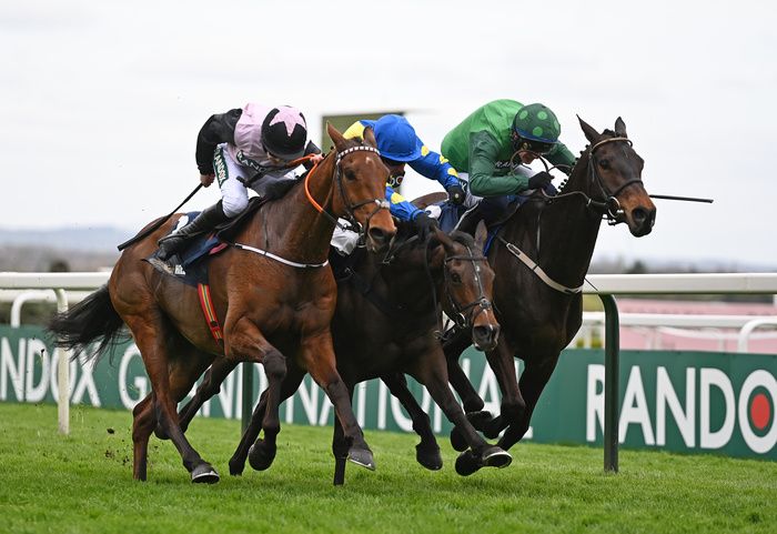 Impaire Et Passe had little to spare over Langer Dan when the pair met at Aintree. 