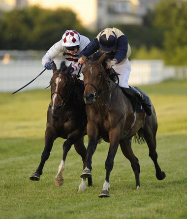 Magen's Star and Kevin Power (Right)