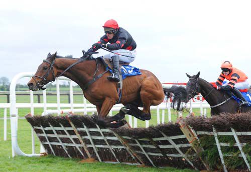 Archie Meade fiddles the last but recovers to win at Fairyhouse