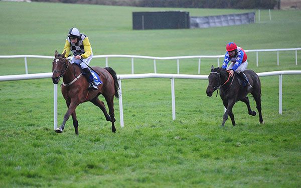 Jungle Boogie and Patrick Mullins (left) win from Angels Dawn 