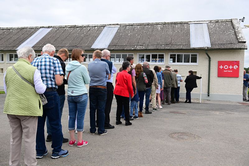 KILBEGGAN Racegoers queueing to bet with The Tote at the County Westmeath venue HEALY RACING