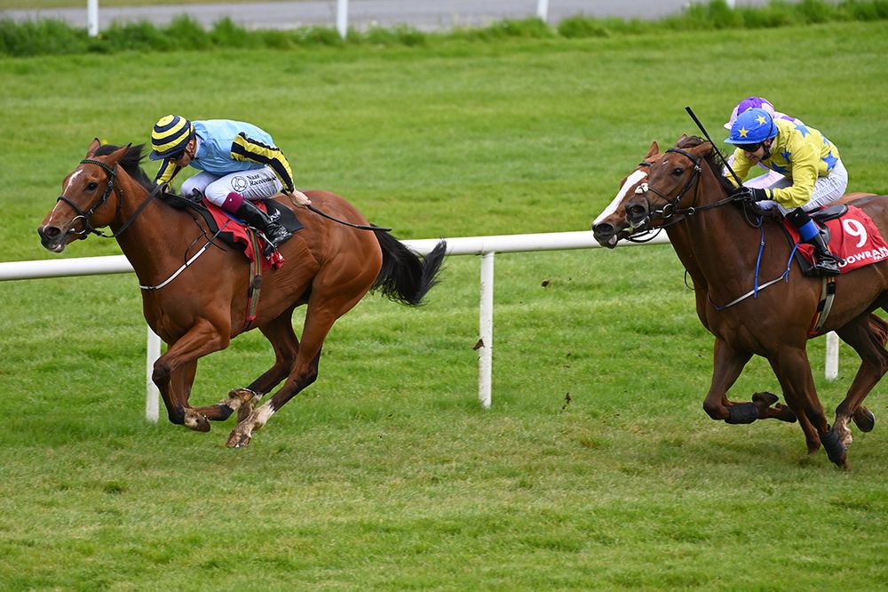 Esculenta and Dylan Browne McMonagle hold off Fools Gold
