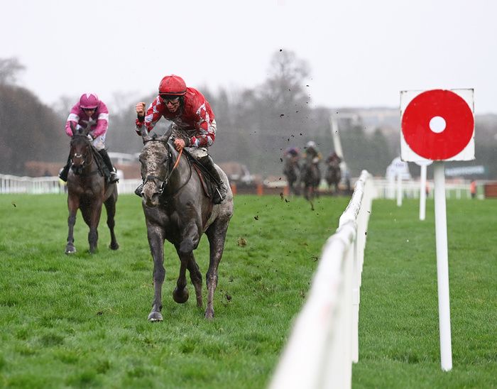 Caldwell Potter winning at Leopardstown at Christmas
