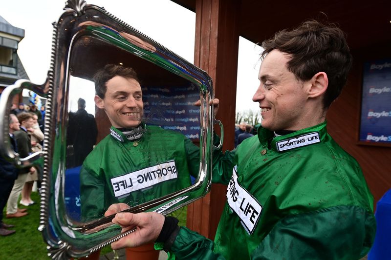 JJ Slevin won the Irish Grand National on Intense Raffles