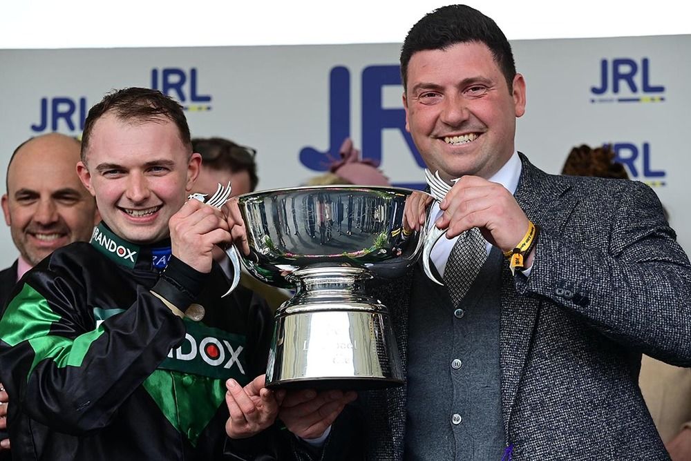 Sean Bowen and Olly Murphy with the Liverpool Hurdle Trophy