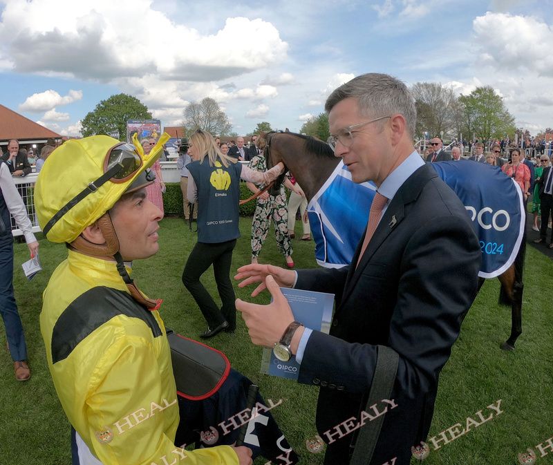 Elmalka and Silvestre De Sousa with Roger Varian after winning the Qipco 1000 Guineas Stakes 