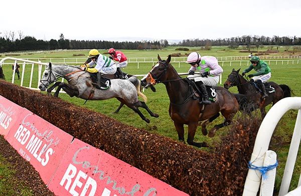 Harry Des Ongrais and Rachael Blackmore strike the front at the last